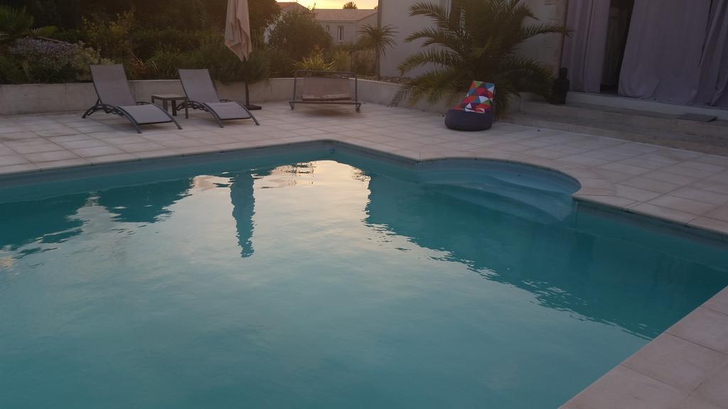 Le Clos Des Oiseaux Saintes Luaran gambar