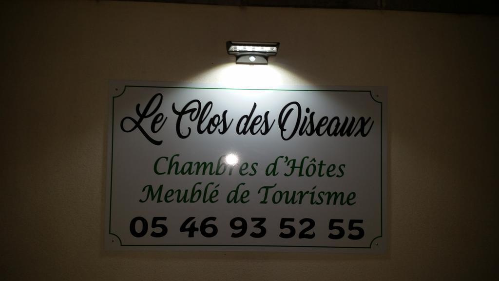 Le Clos Des Oiseaux Saintes Luaran gambar